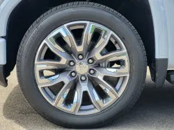 2026 GMC Sierra 1500 Denali | Thumbnail Photo 9 of 26