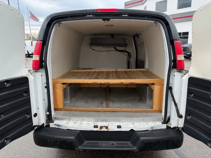 2012 Chevrolet Express 1500 Work Van | Photo 10 of 19