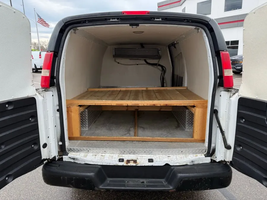 2012 Chevrolet Express 1500 Work Van | Photo 10 of 19