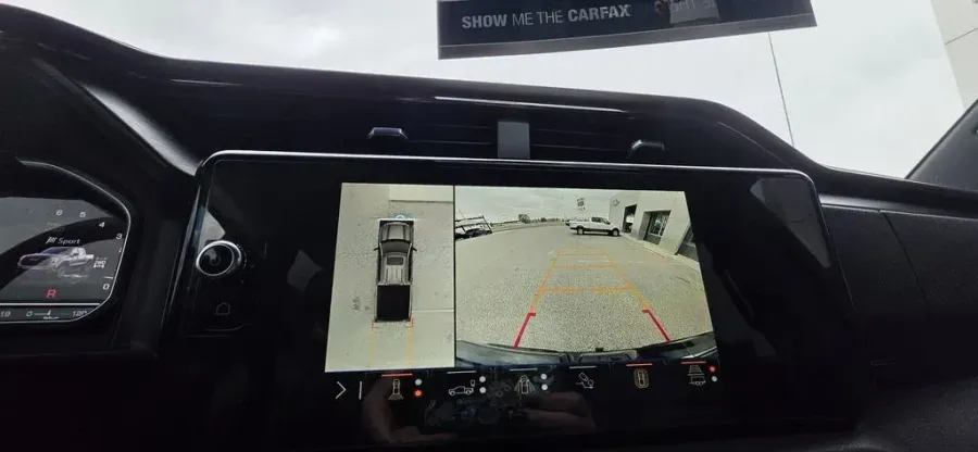 2024 GMC Sierra 1500 | Photo 22 of 32