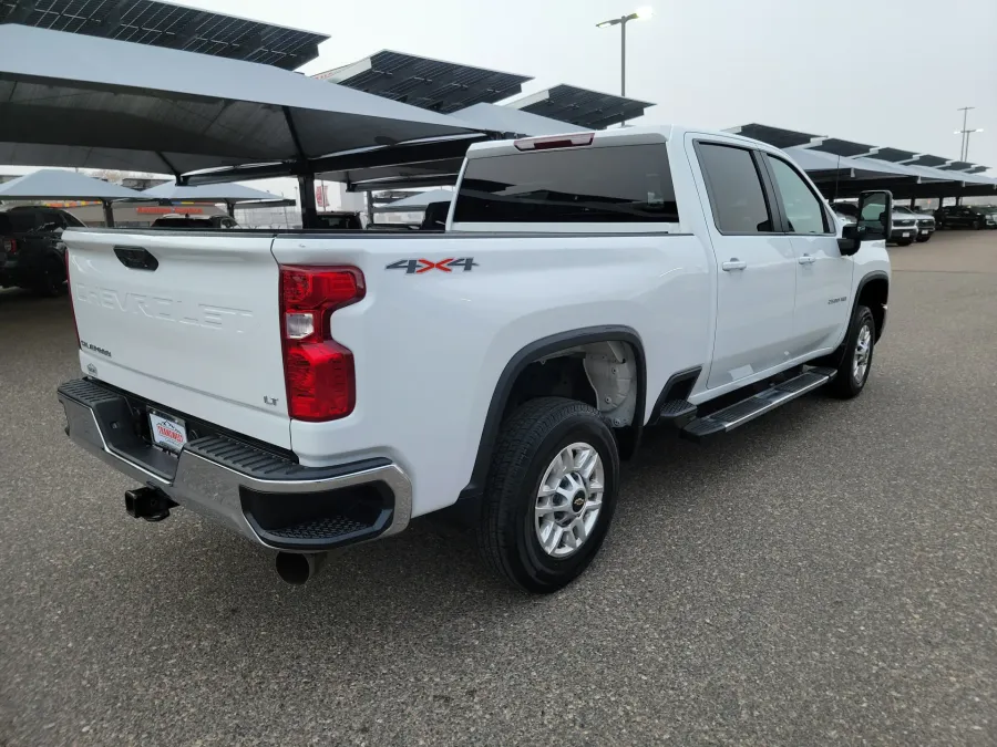 2024 Chevrolet Silverado 2500HD LT | Photo 5 of 12