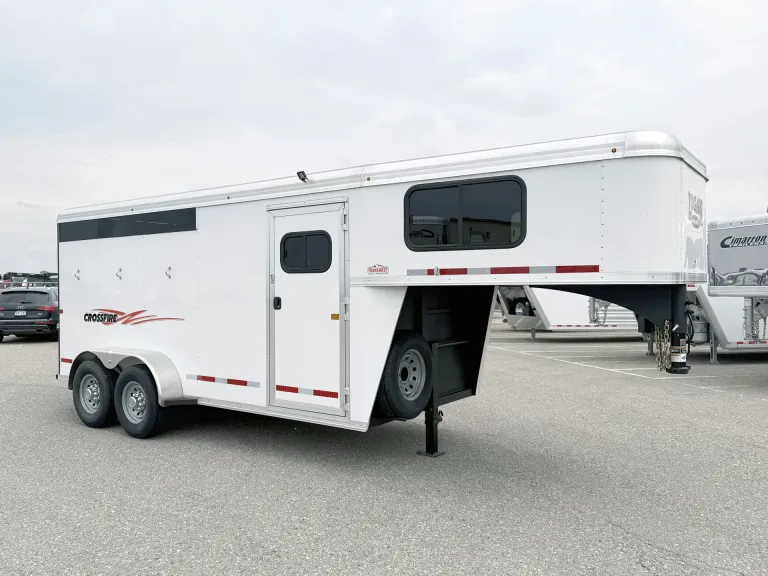 2025 Logan Coach Crossfire 3HGN