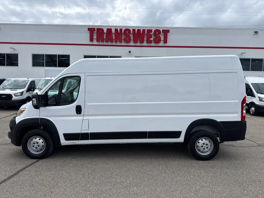 2023 RAM ProMaster 2500 High Roof | Photo 1 of 15