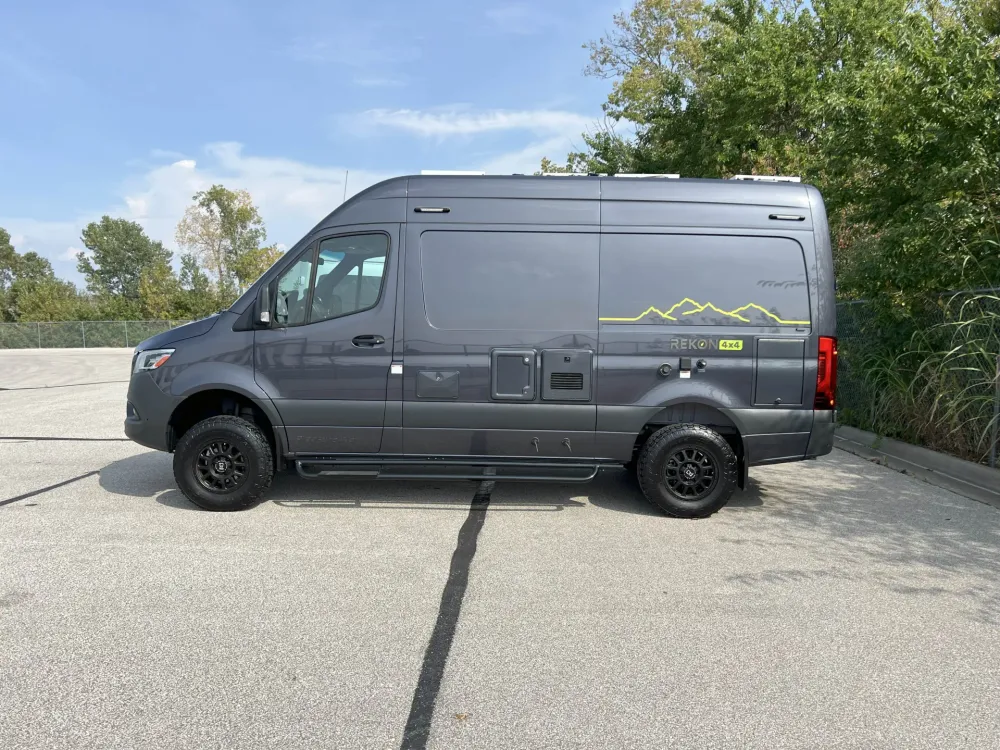 2022 Pleasure-way Rekon 4x4