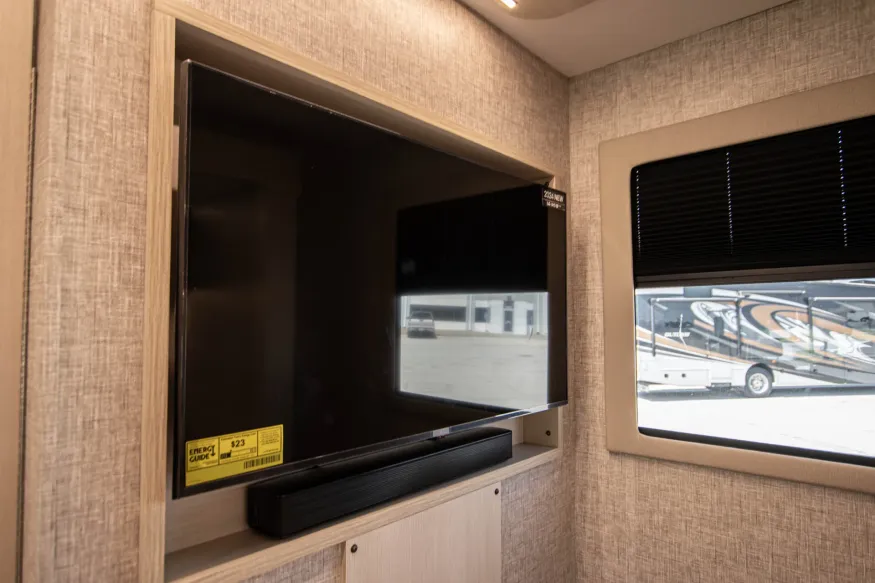 2026 Tiffin Wayfarer 25XPW | Photo 19 of 19