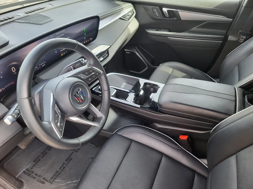 2025 Buick Enclave Preferred | Photo 11 of 24