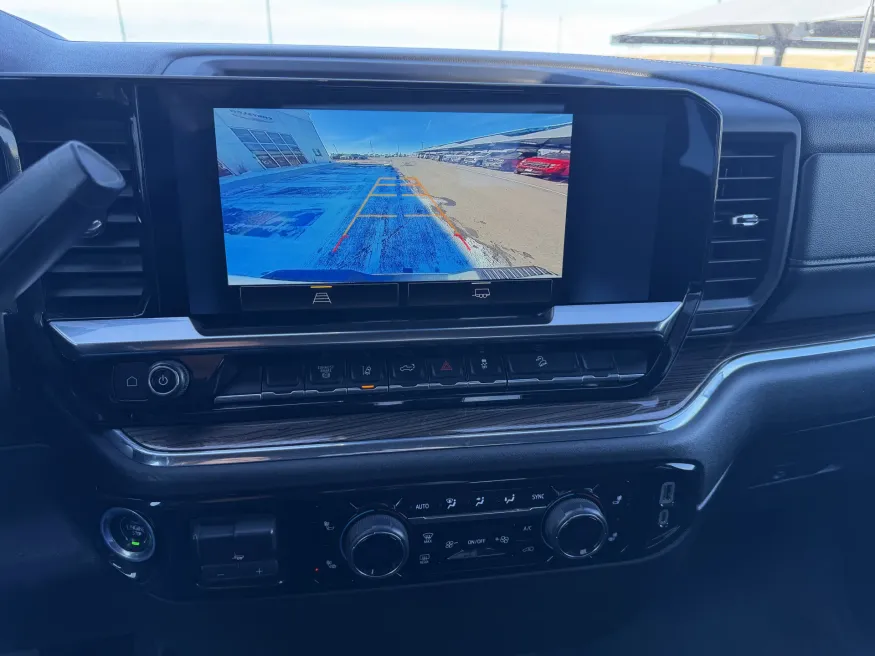 2024 Chevrolet Silverado 2500HD LT | Photo 14 of 18