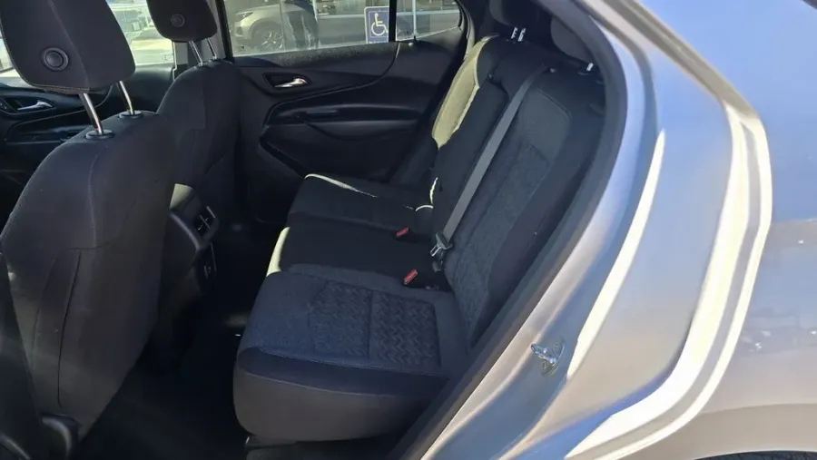 2022 Chevrolet Equinox | Photo 19 of 21