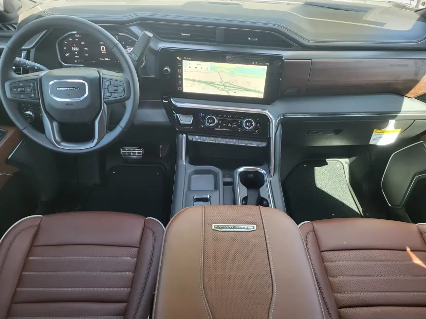 2026 GMC Sierra 2500HD Denali Ultimate | Photo 21 of 25