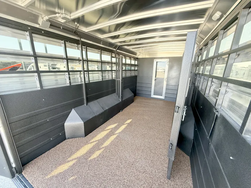 2026 Logan Coach Select 814 Stock Combo | Photo 17 of 25