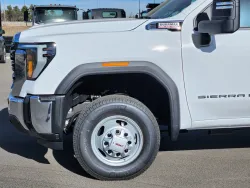 2026 GMC Sierra 3500HD CC Pro | Thumbnail Photo 4 of 20