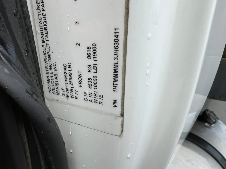 2018 International 4300 | Photo 3 of 11