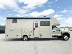 2026 Renegade Veracruz 32VDS | Thumbnail Photo 3 of 26