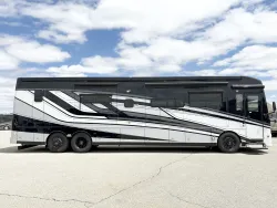 2026 Newmar Dutch Star 4369 | Thumbnail Photo 3 of 30
