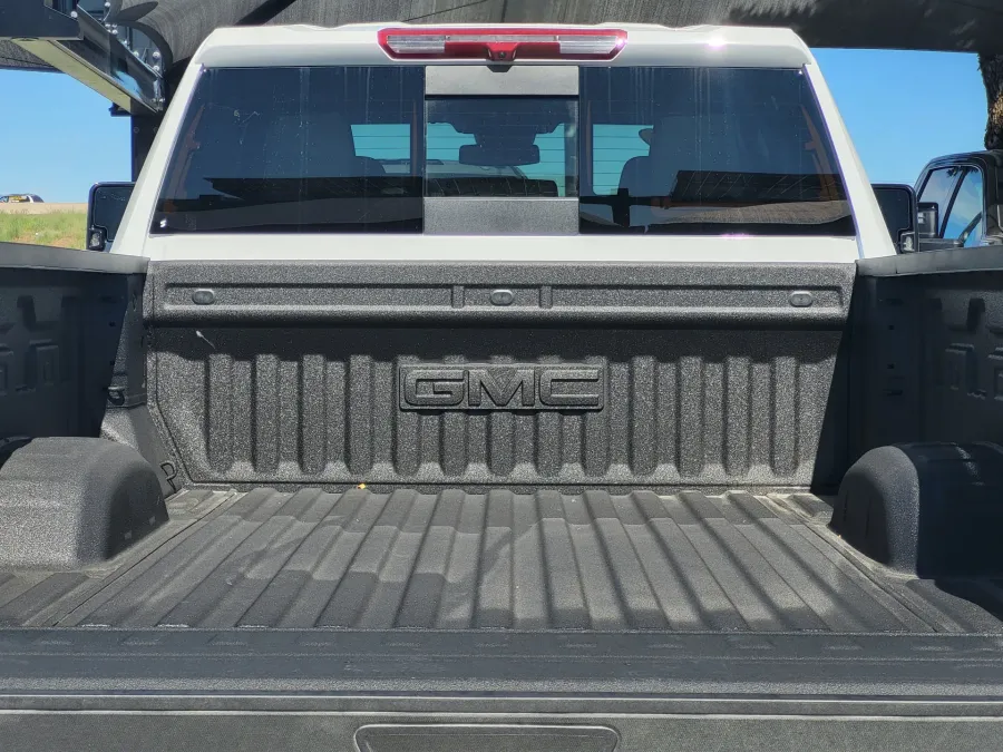 2026 GMC Sierra 3500HD SLT | Photo 23 of 24