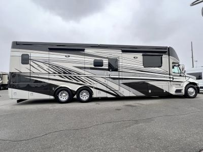 2024 Newmar Supreme Aire 4509 | Thumbnail Photo 2 of 37