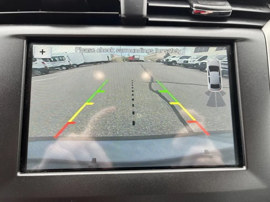 2018 Ford Fusion | Photo 9 of 19