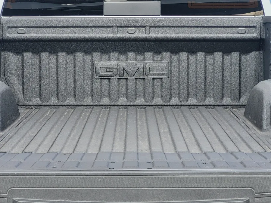 2026 GMC Sierra 1500 Denali Ultimate | Photo 26 of 27