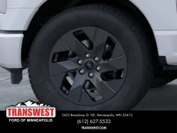 2025 Ford F-150 Lightning Lariat | Thumbnail Photo 18 of 22