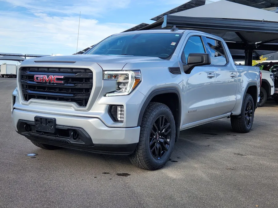 2021 GMC Sierra 1500 Elevation | Photo 3 of 28