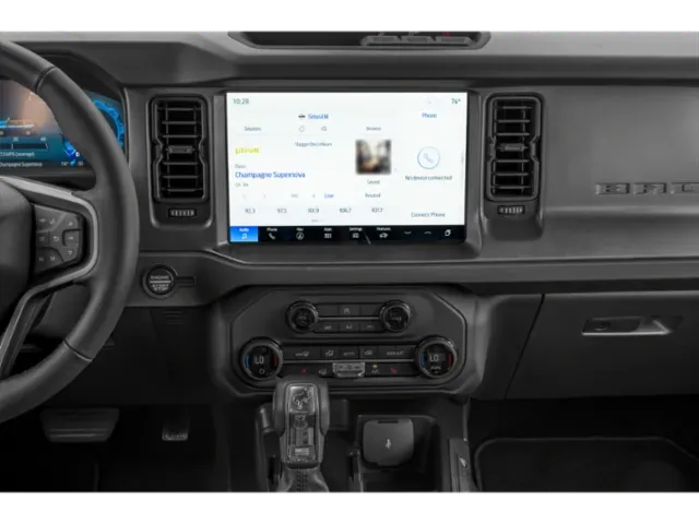 2026 Ford Bronco | Photo 7 of 13