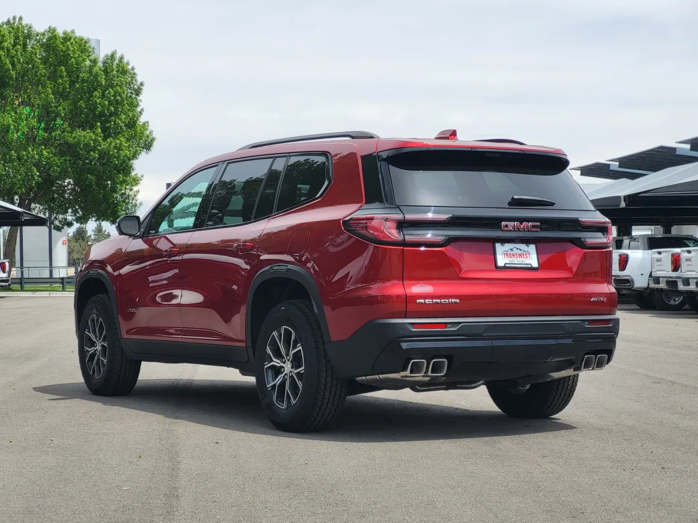 2026 GMC Acadia AT4 | Photo 4 of 26
