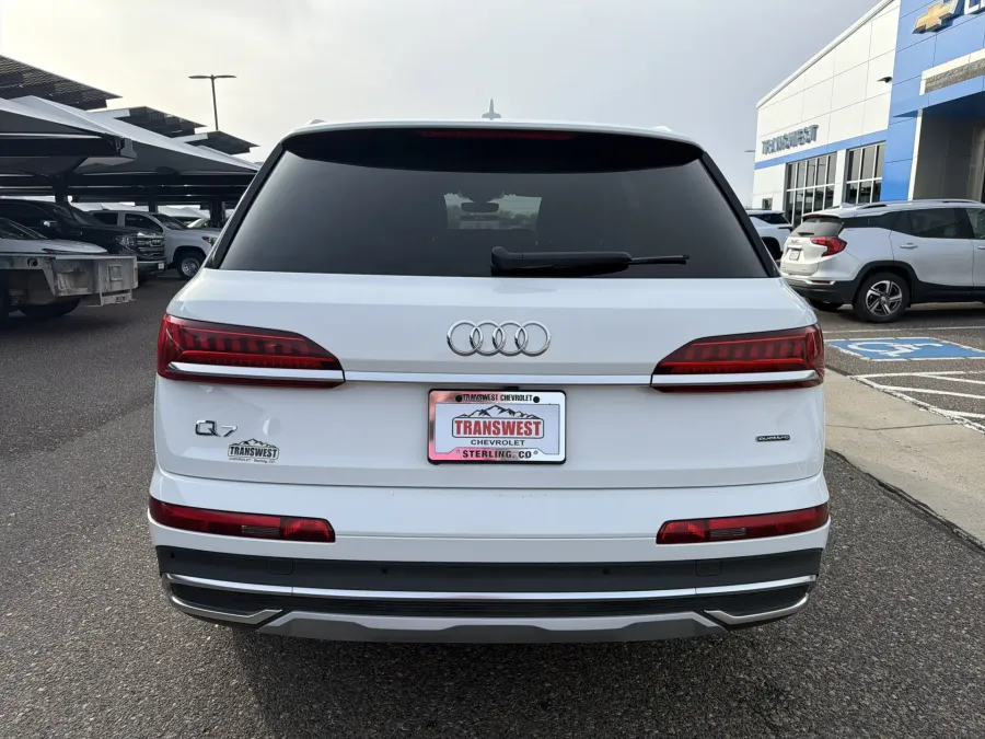 2023 Audi Q7 Premium Plus | Photo 3 of 23