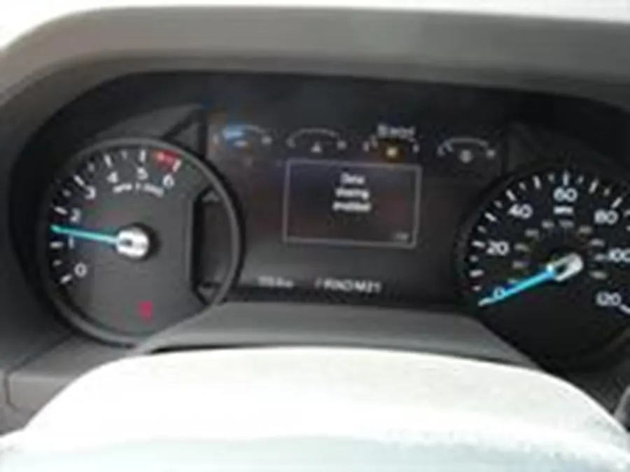 2026 Ford E-450 | Photo 7 of 10