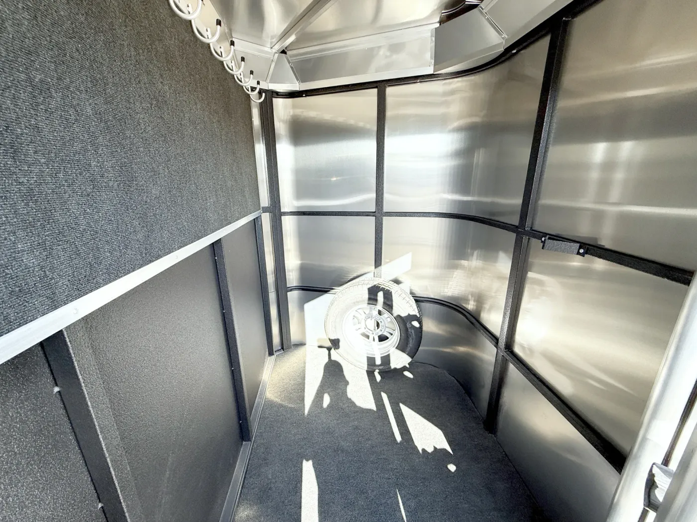 2025 Logan Coach Bullseye 3HBP | Photo 5 of 13