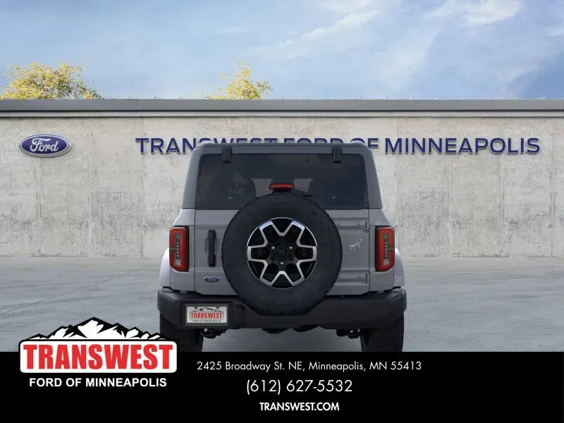 2026 Ford Bronco Outer Banks | Photo 4 of 25