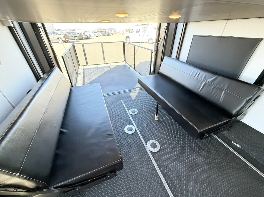 2026 Newmar Canyon Star 3947 | Photo 20 of 33