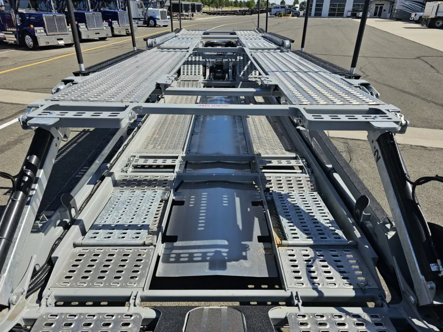 2025 Western Star 49X | Photo 30 of 41