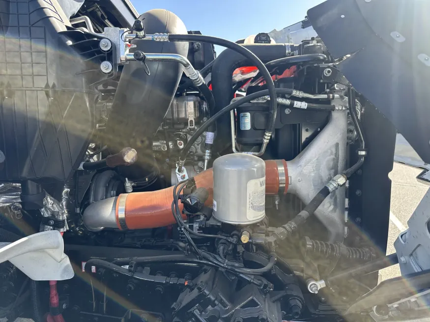 2025 Western Star 47X | Photo 14 of 14