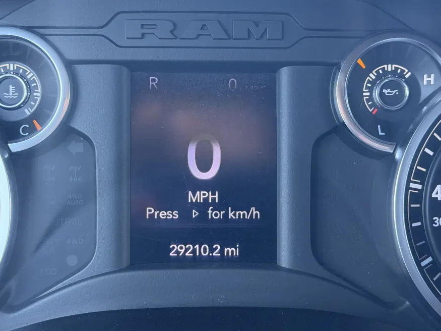 2021 RAM 2500 Tradesman | Photo 14 of 17