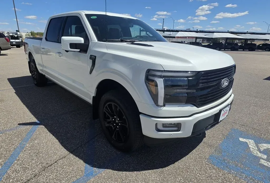 2026 Ford F-150 | Photo 5 of 35