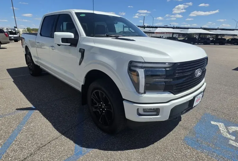 2026 Ford F-150 | Photo 5 of 35