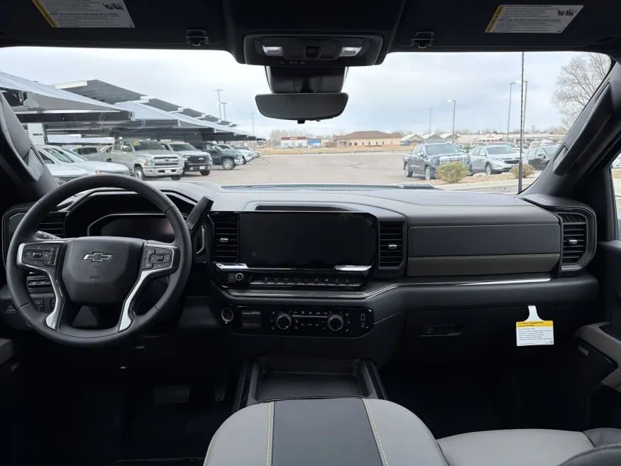 2026 Chevrolet Silverado 2500HD ZR2 | Photo 11 of 20