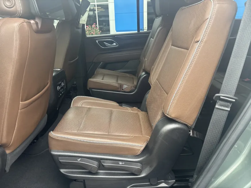 2023 Chevrolet Tahoe High Country | Photo 12 of 26