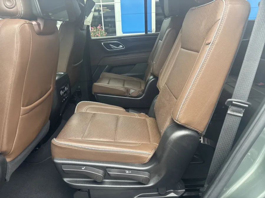 2023 Chevrolet Tahoe High Country | Photo 12 of 26