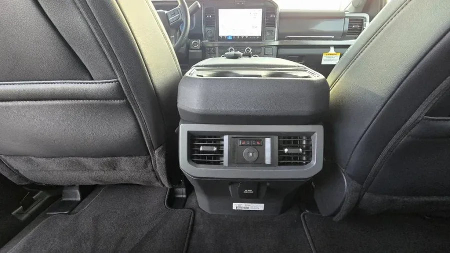 2026 Ford Super Duty F-250 | Photo 28 of 29
