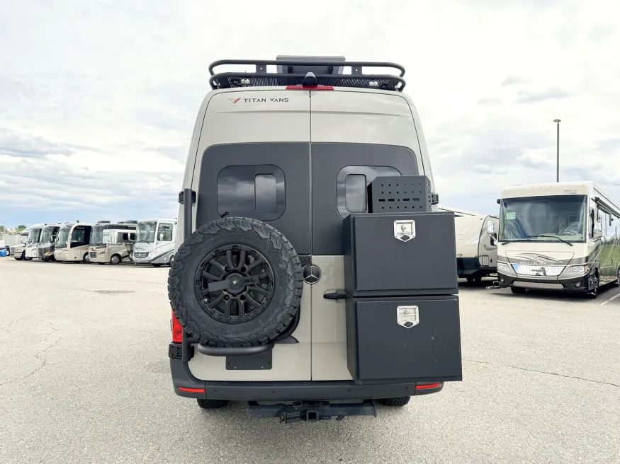 2024 Mercedes Benz 170 Ultra | Photo 20 of 22