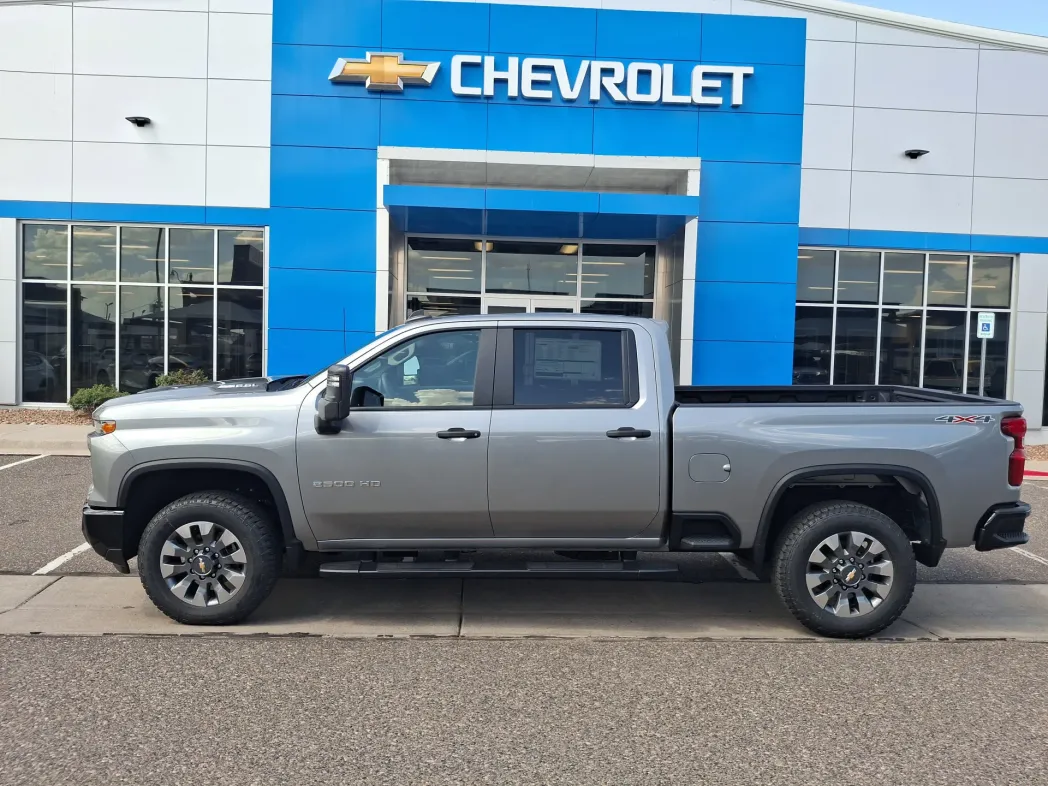 2026 Chevrolet Silverado 2500HD Custom 