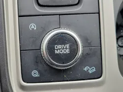 2023 Ford Explorer XLT | Thumbnail Photo 19 of 32