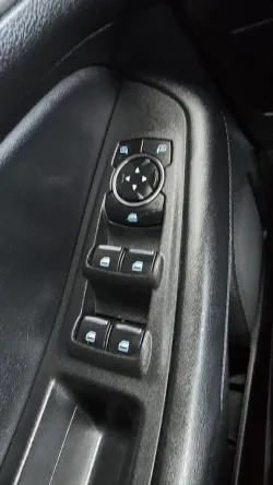 2023 Ford Edge | Thumbnail Photo 12 of 28