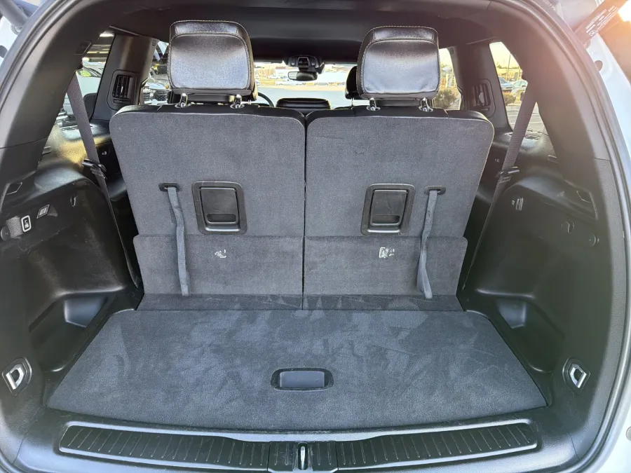 2024 Jeep Grand Cherokee L Altitude | Photo 8 of 23