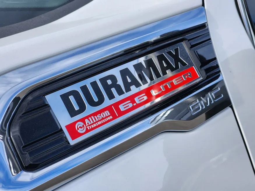 2022 GMC Sierra 2500HD Denali | Photo 7 of 21