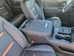 2026 GMC Sierra 2500HD AT4 | Thumbnail Photo 12 of 32