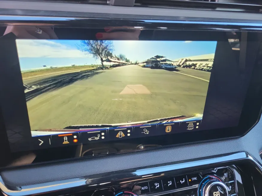 2026 GMC Sierra 2500HD AT4 | Photo 16 of 23