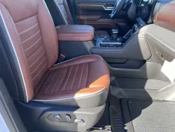 2026 GMC Sierra 1500 Denali Ultimate | Thumbnail Photo 16 of 28