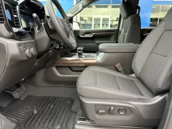 2026 Chevrolet Silverado 1500 LT | Thumbnail Photo 14 of 20